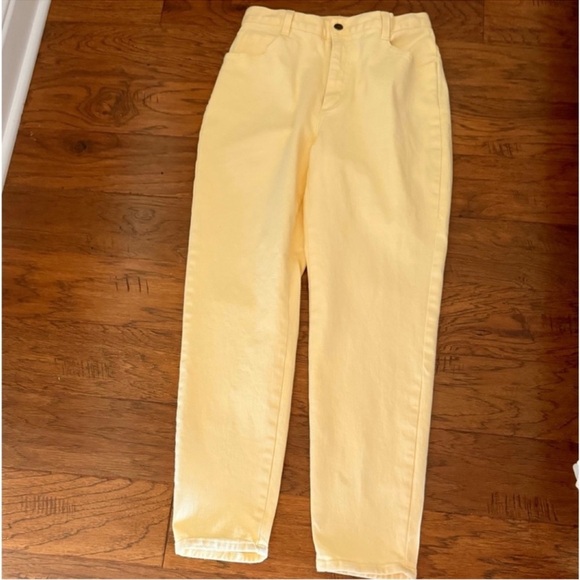 Forenza Denim - Vintage Forenza Yellow High Waist Jeans